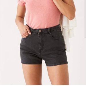 Frank & Oak The Stevie Good Cotton Jean Short in black